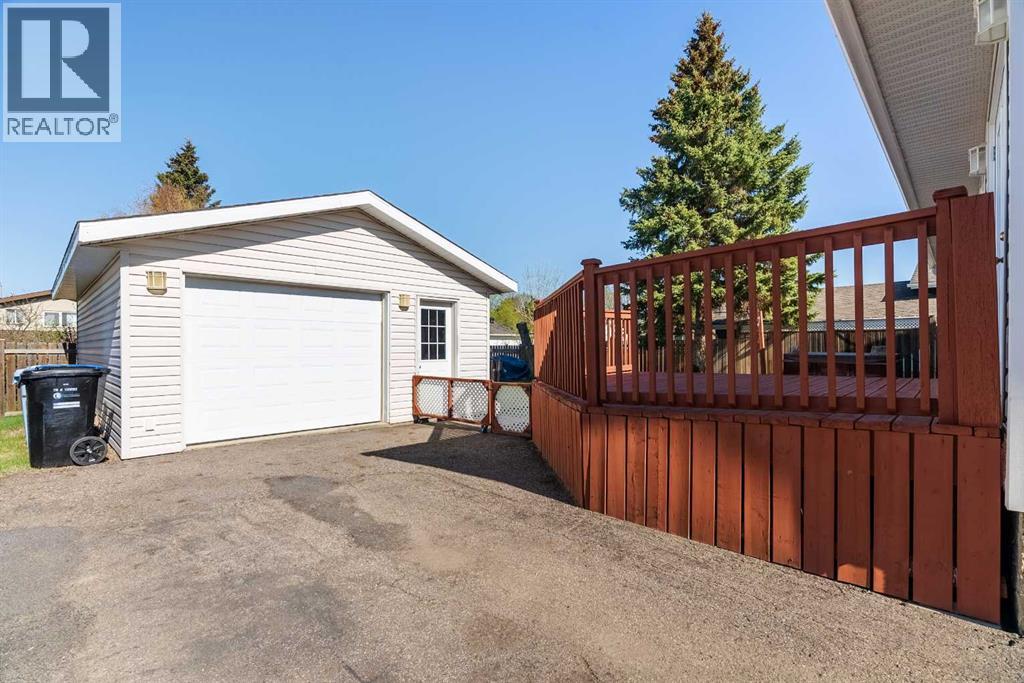 113 Deep Road - Image 2