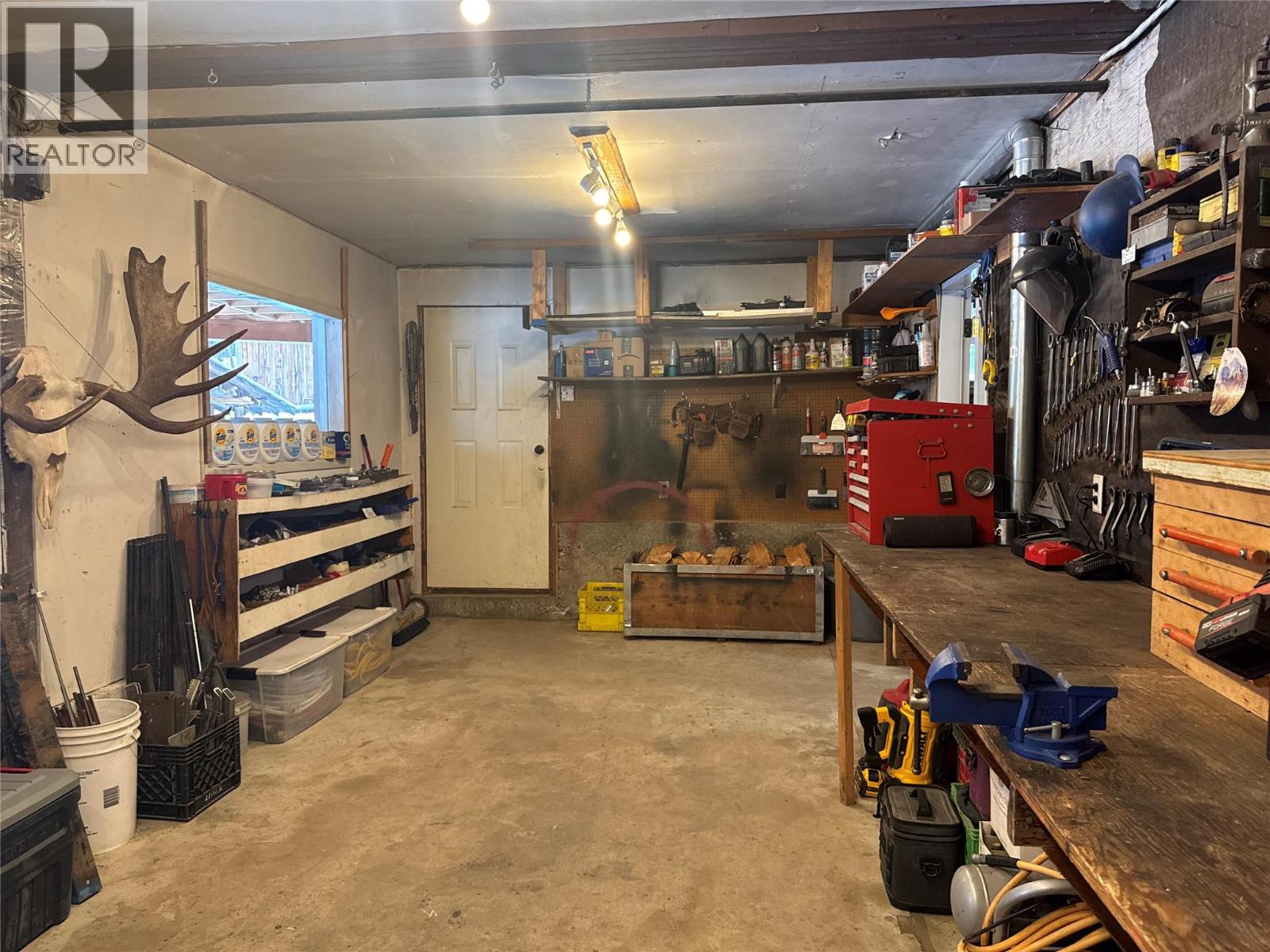 4219 Casino Road, Trail