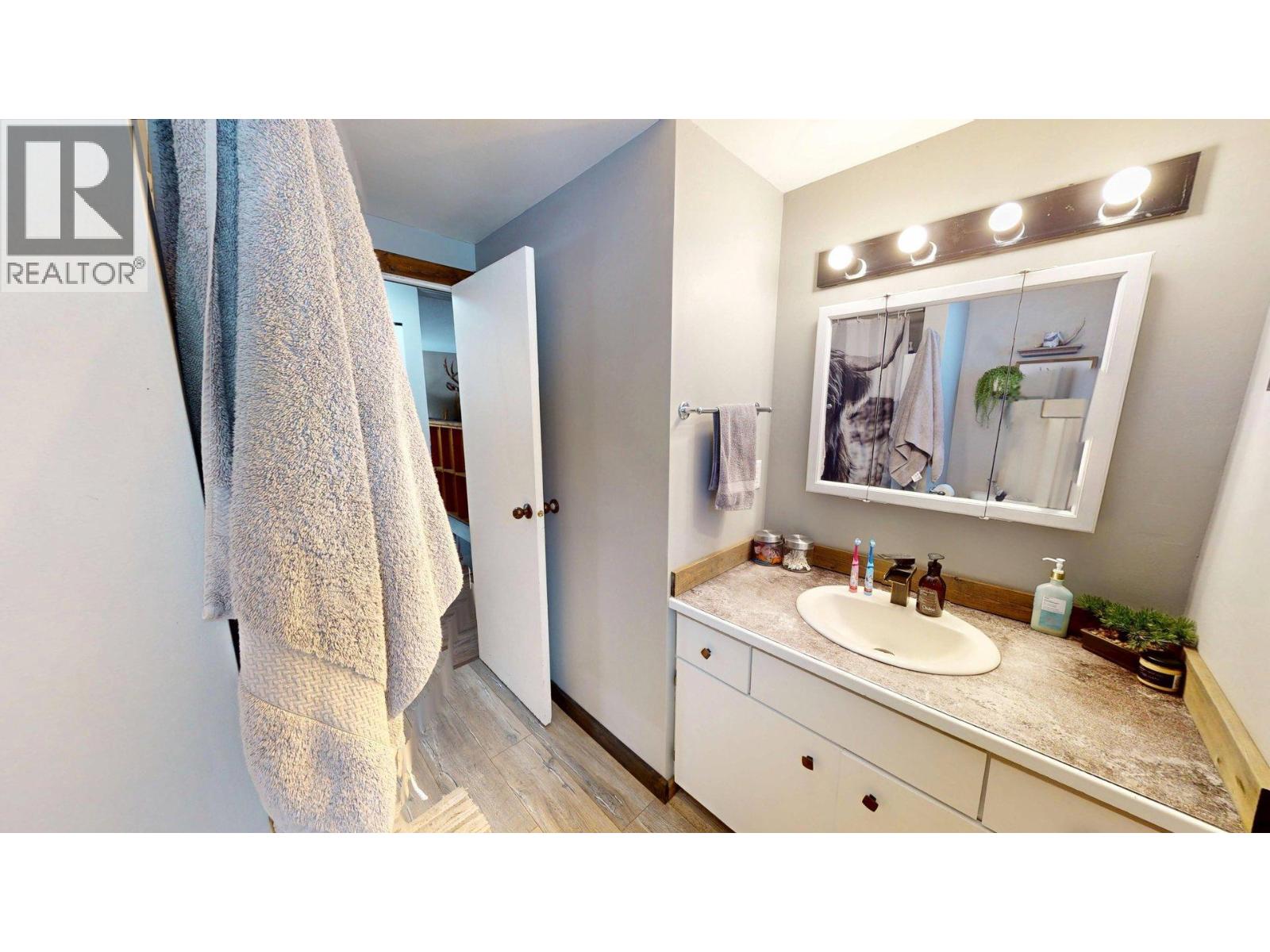 4219 Casino Road, Trail