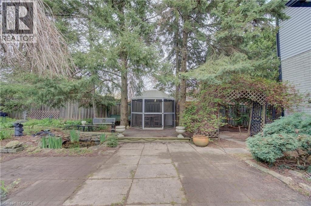 112 WEST ACRES Crescent - 32