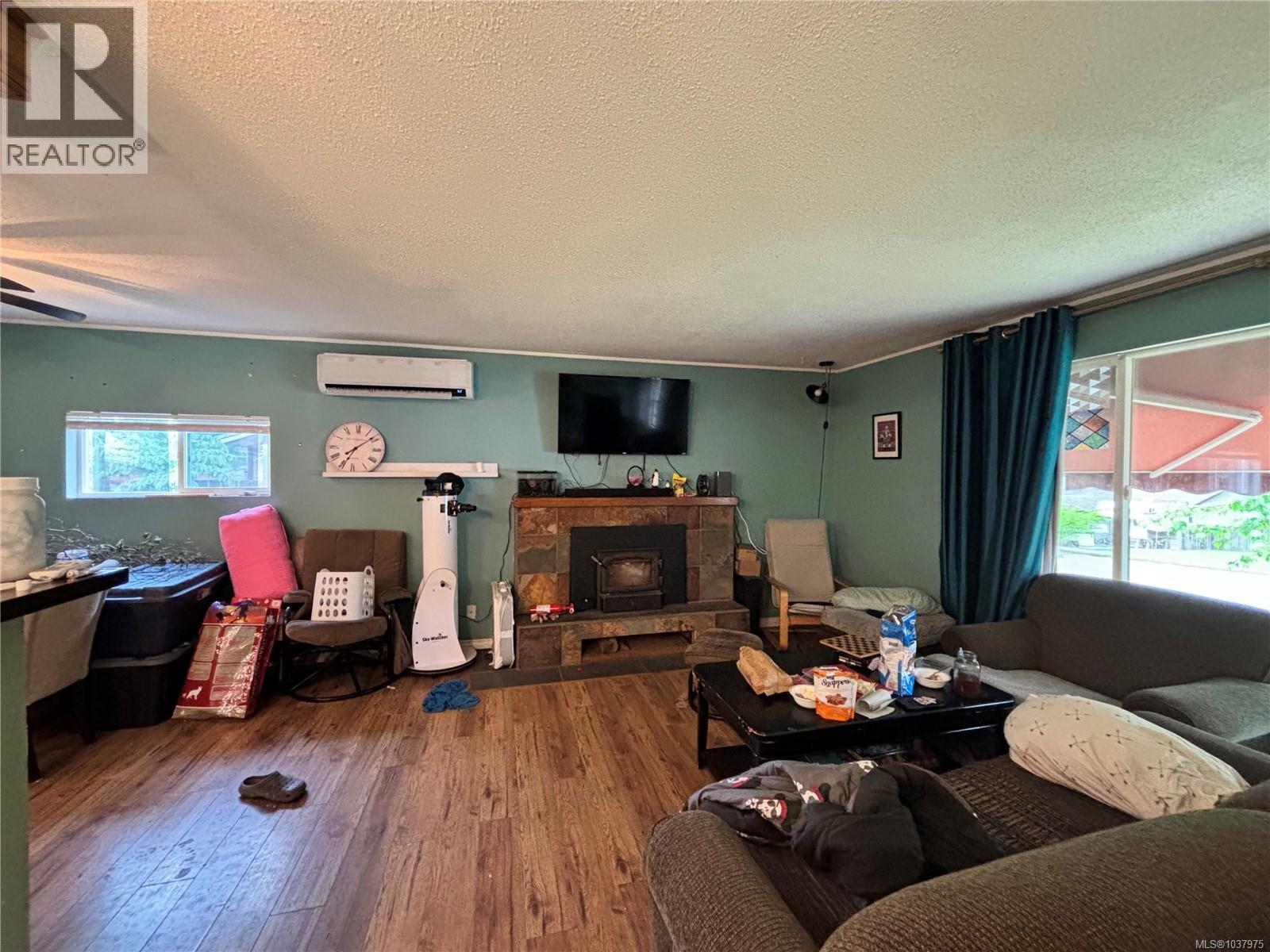 621 Dogwood Dr - Image 3