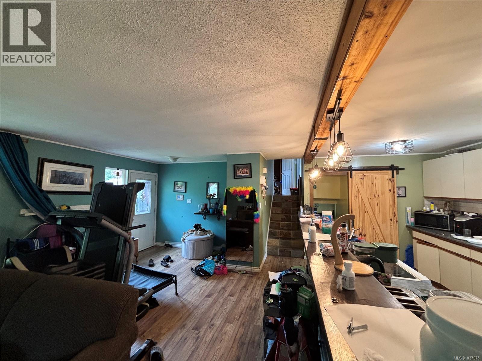 621 Dogwood Dr - 4