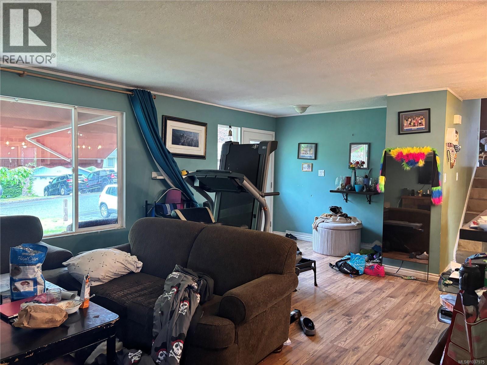 621 Dogwood Dr - 6