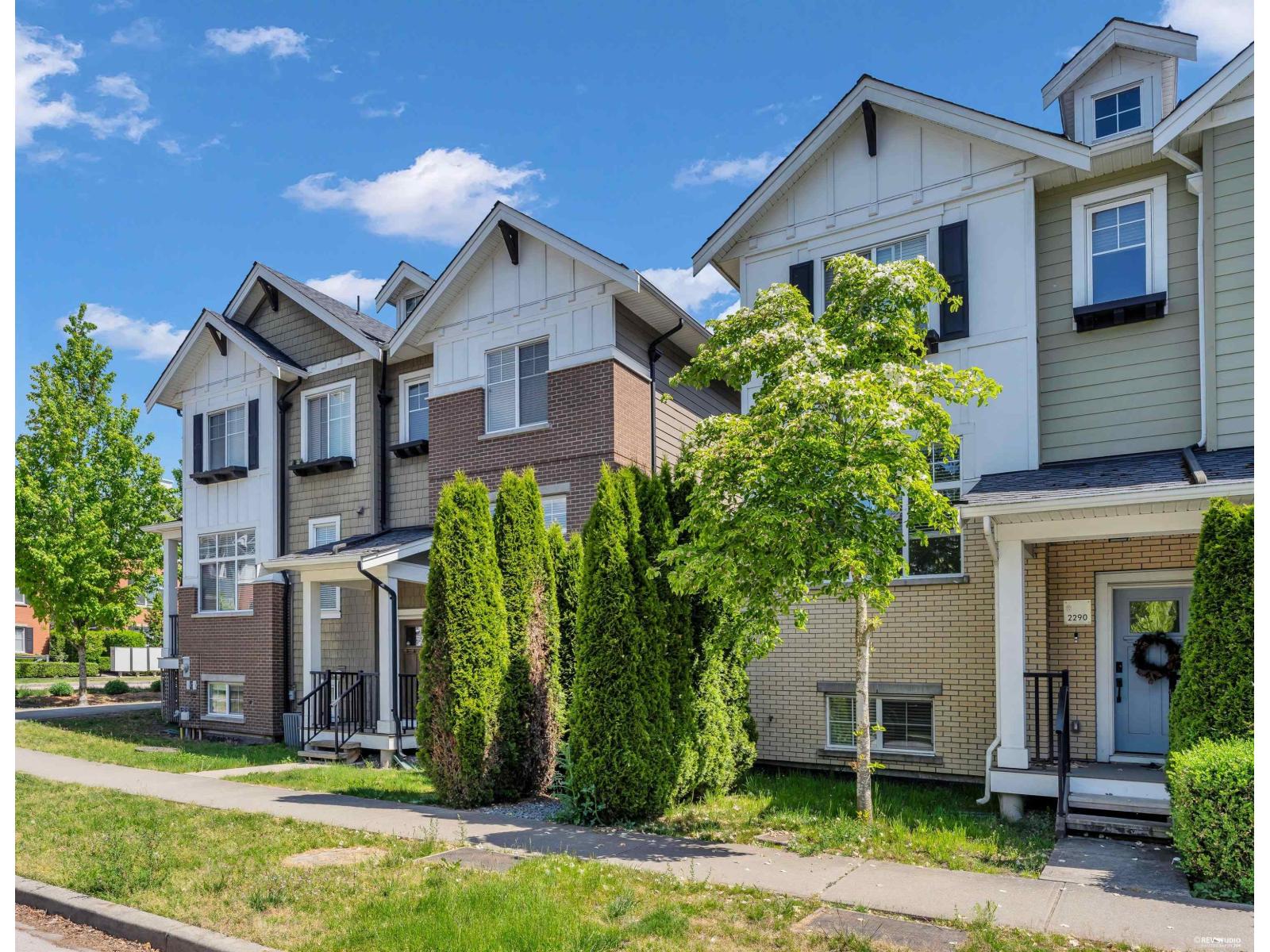 2290 164A Street - photo 2