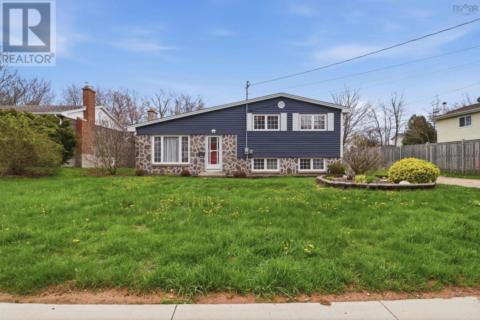 124 Gourok Avenue - 1