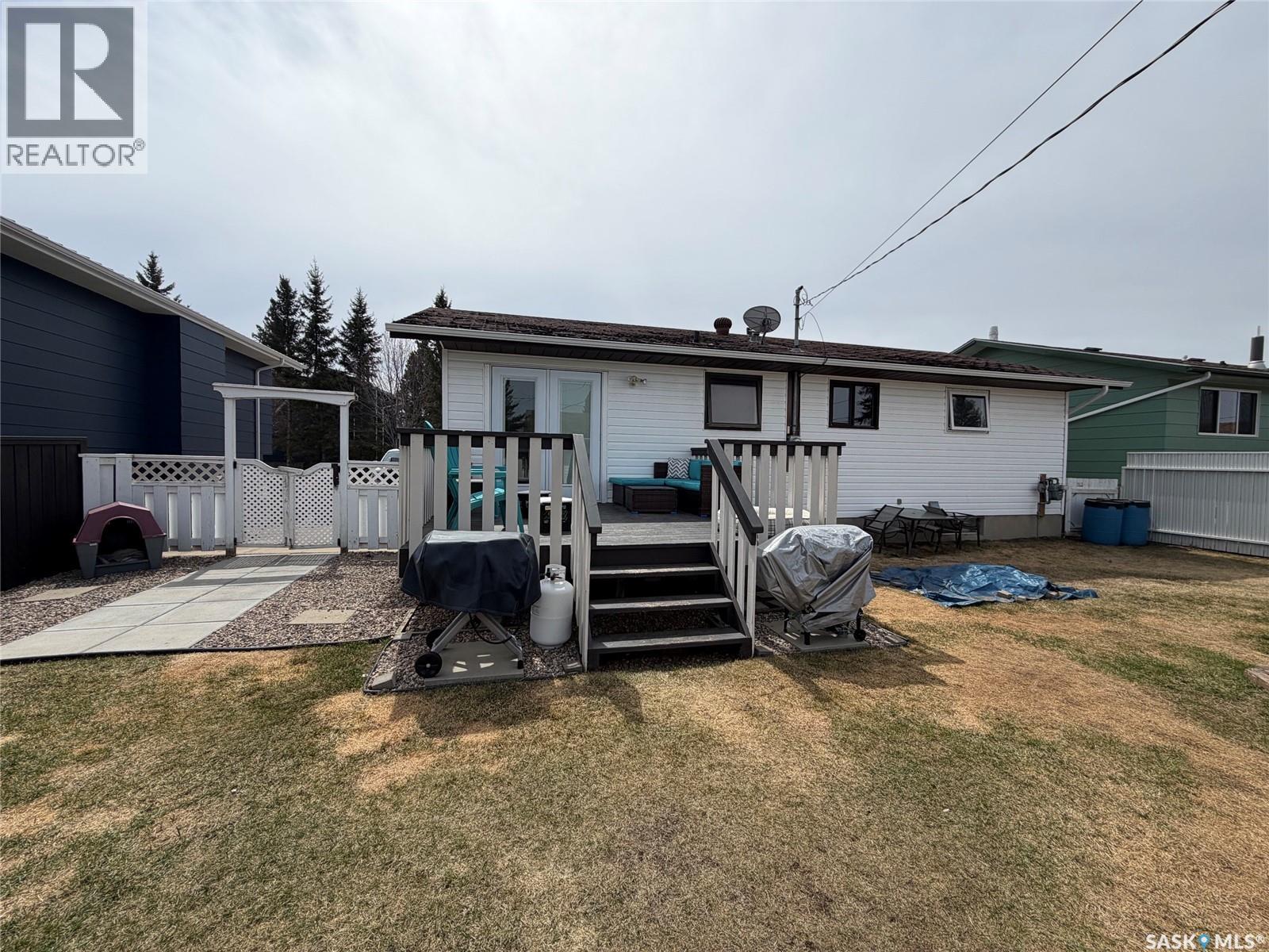 217 4th AVENUE E - 14
