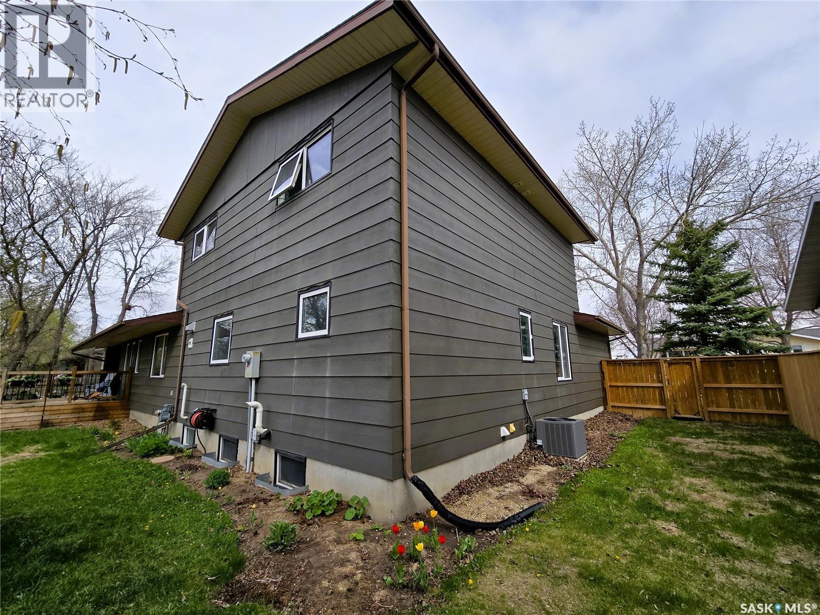 528 Dieppe DRIVE — photo 67