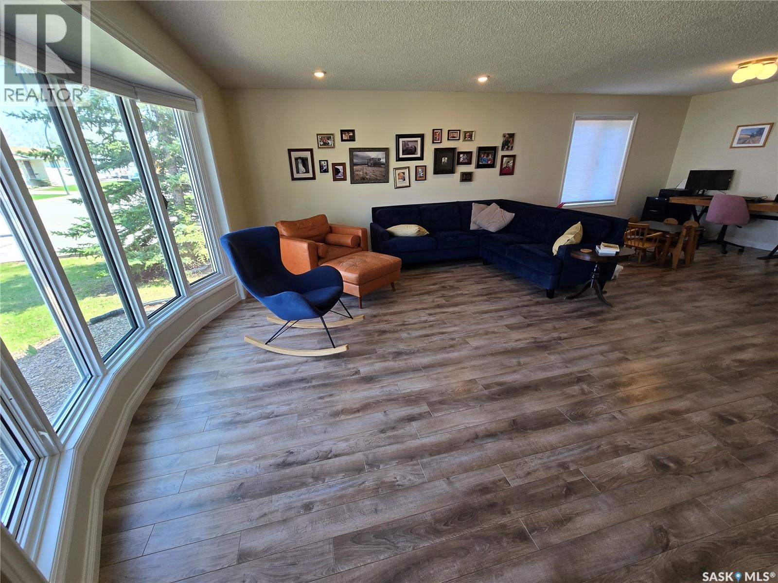 528 Dieppe DRIVE — photo 8