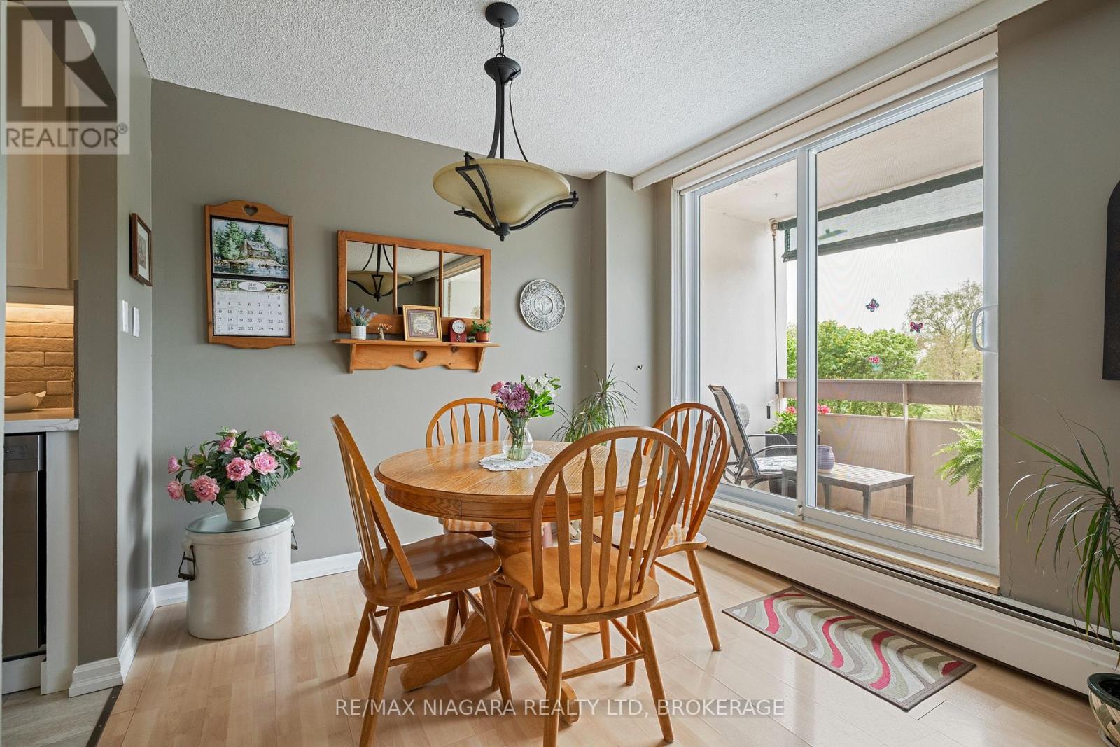 #407 365 GENEVA STREET - 15