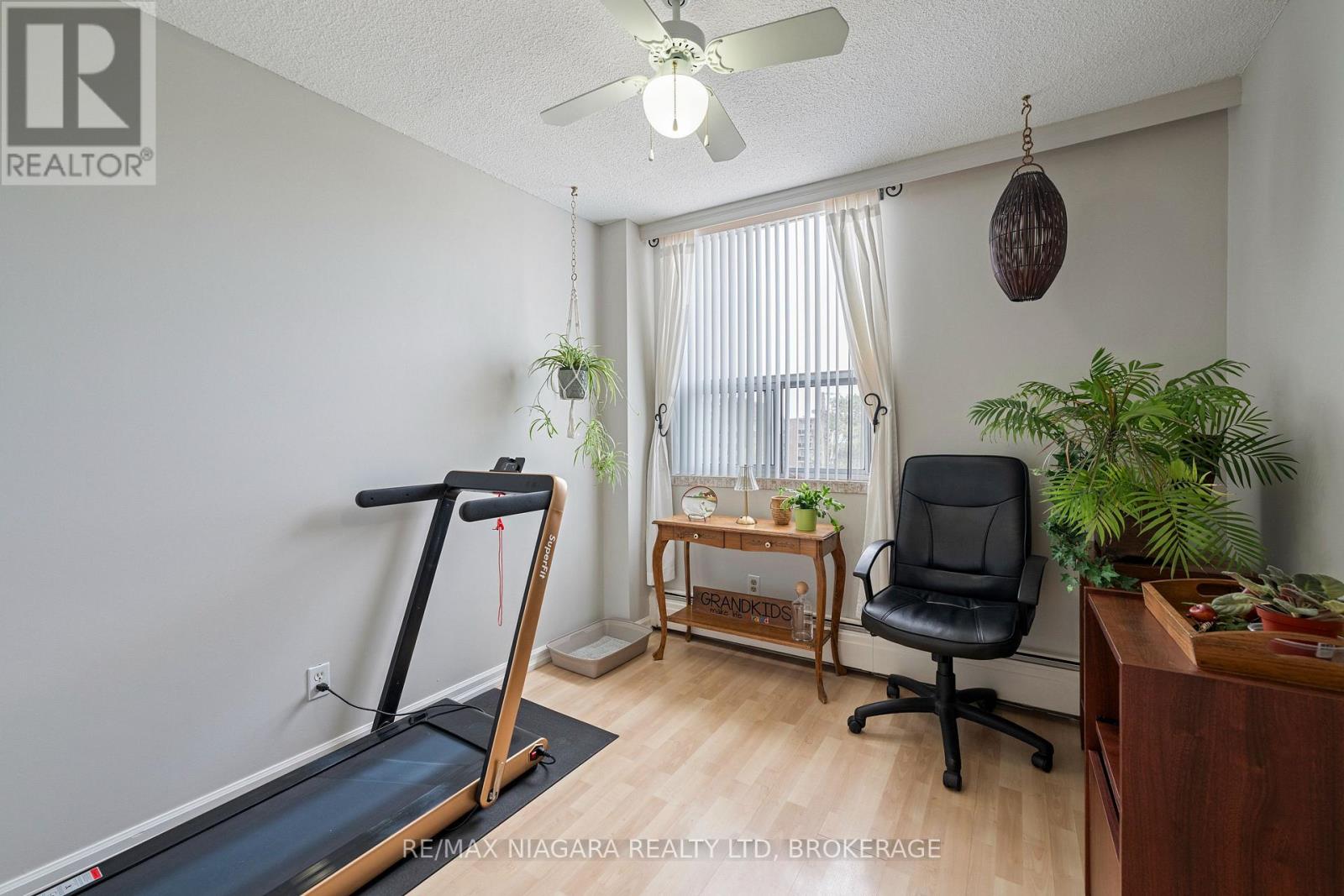 #407 365 GENEVA STREET - 18