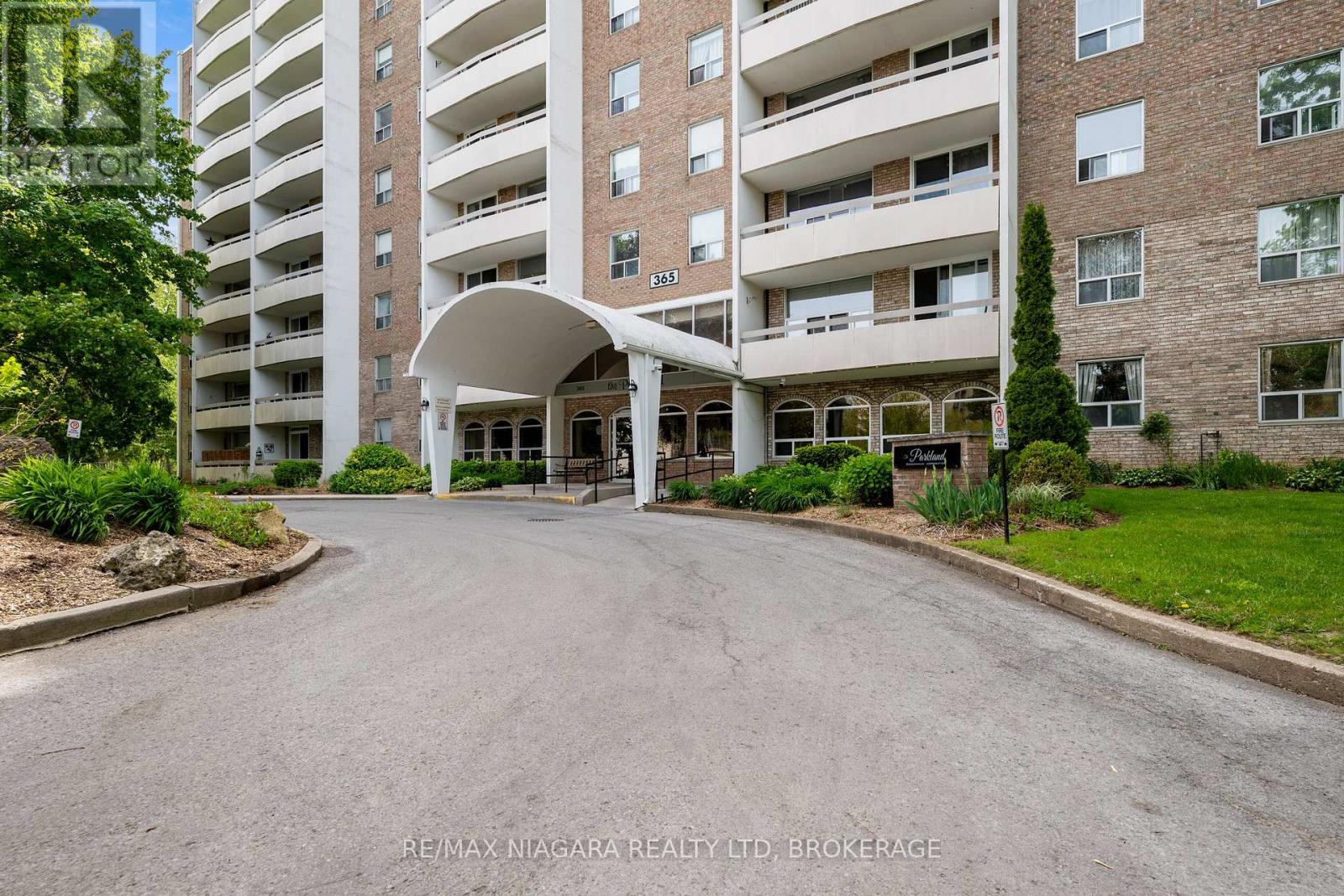 #407 365 GENEVA STREET - 34