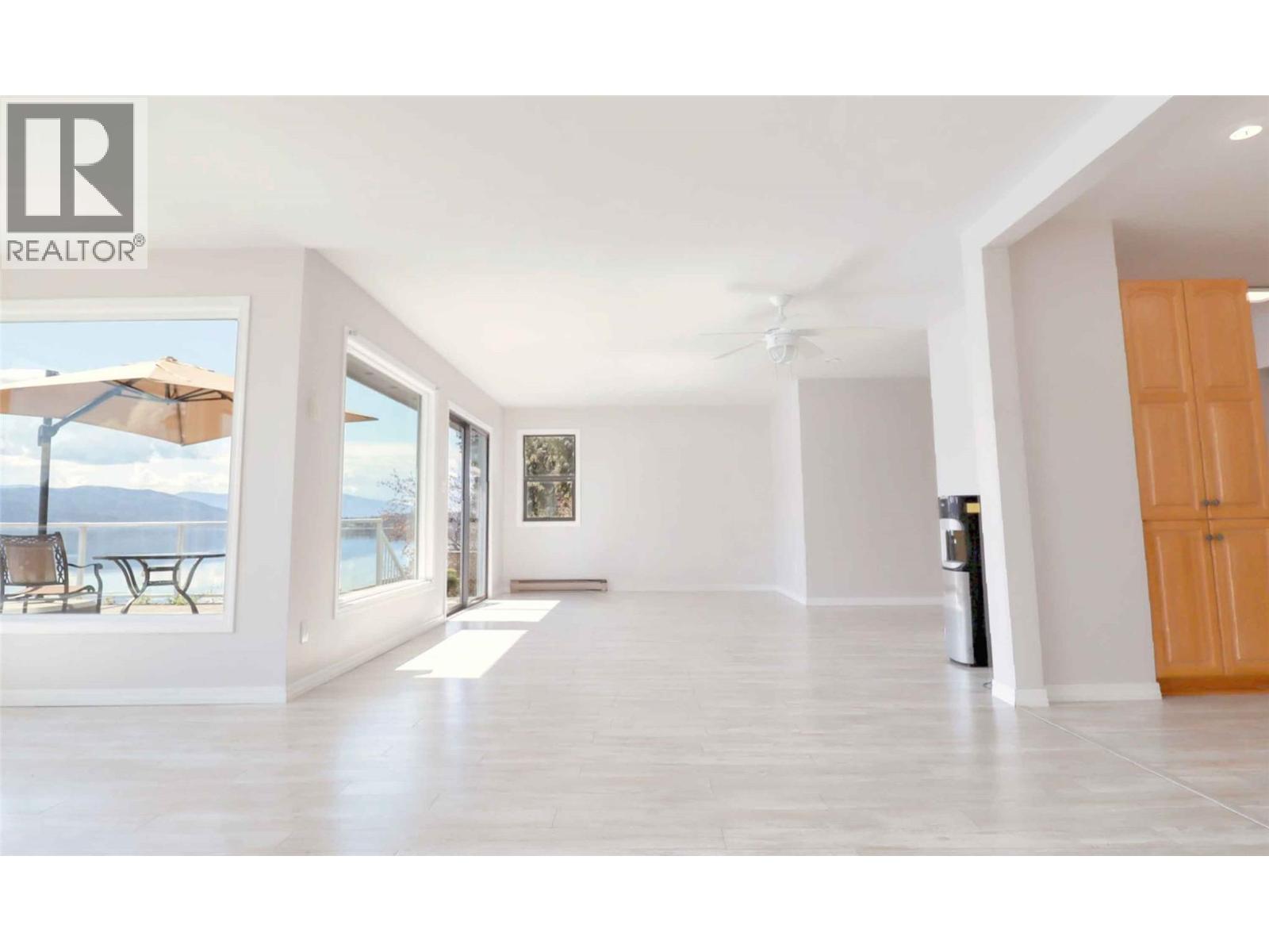 6726 Squilax Anglemont Road - 32