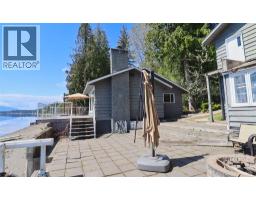 6726 Squilax Anglemont Road, Magna Bay, BC V0E1M7 Photo 12