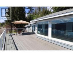 6726 Squilax Anglemont Road, Magna Bay, BC V0E1M7 Photo 39