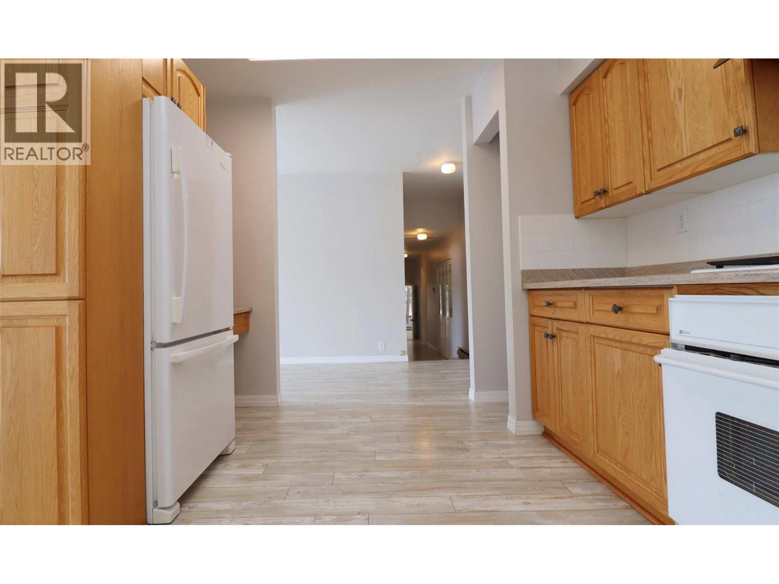 6726 Squilax Anglemont Road - 41