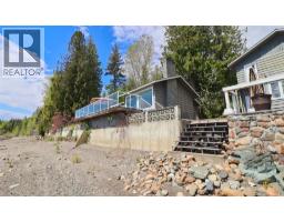 6726 Squilax Anglemont Road, Magna Bay, BC V0E1M7 Photo 59