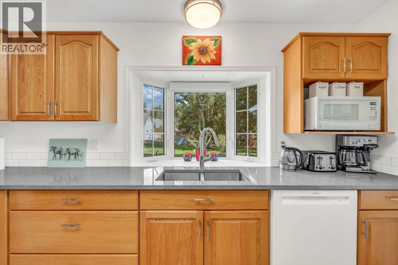 125 West China Creek Road - 7