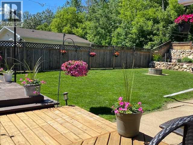 18 Moberly Crescent - 32