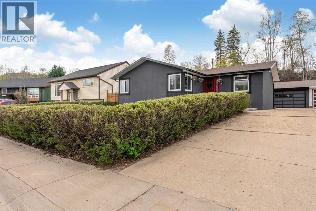 18 Moberly Crescent - Image 2