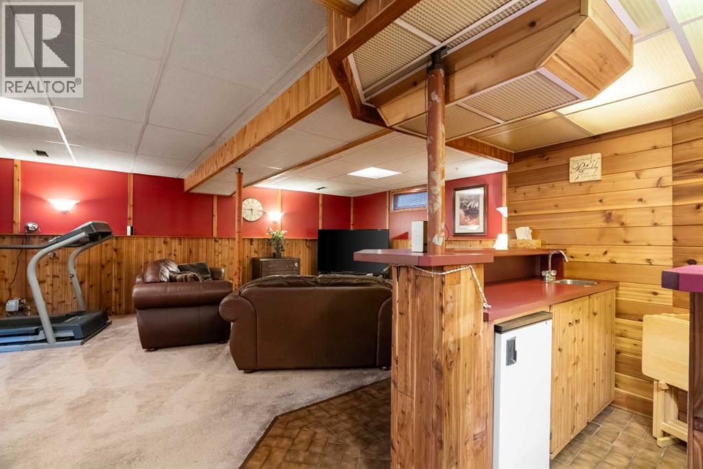 18 Moberly Crescent - 27