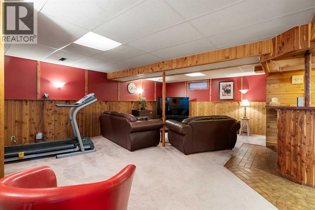 18 Moberly Crescent - 23