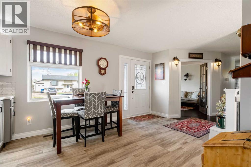 18 Moberly Crescent - 9
