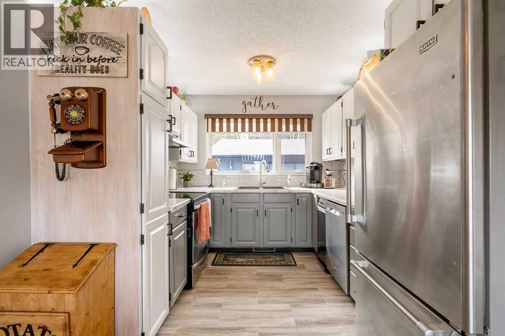 18 Moberly Crescent - 8