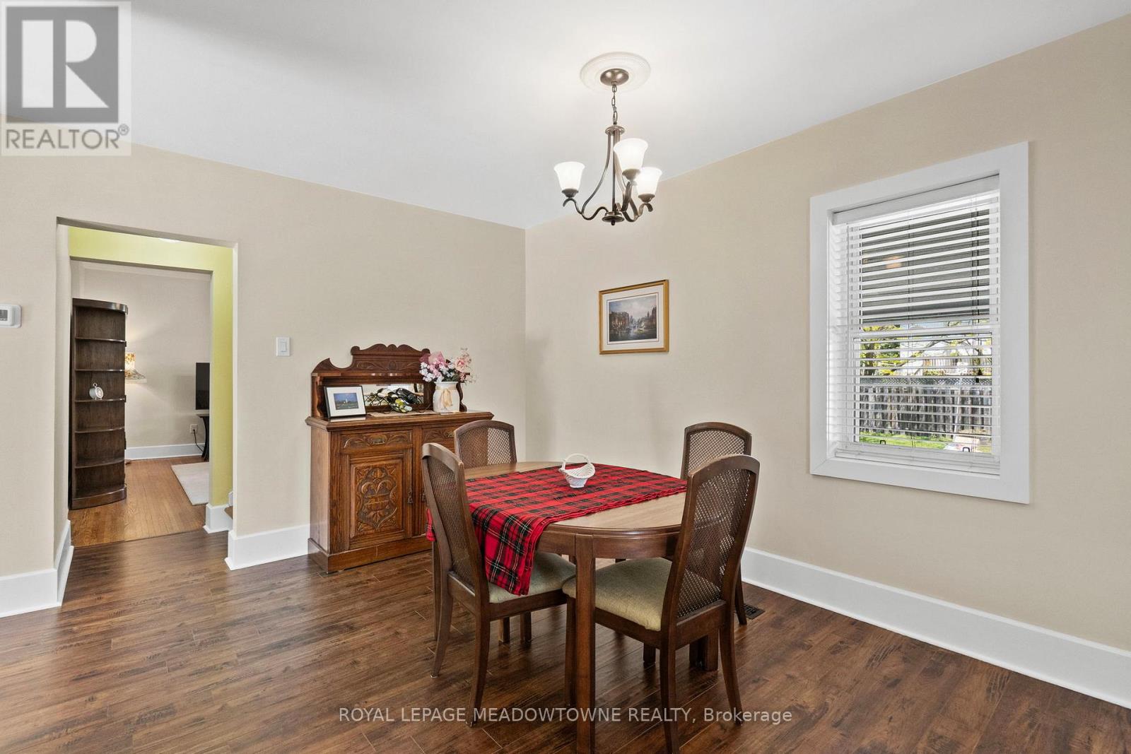 272 PINE STREET - 10