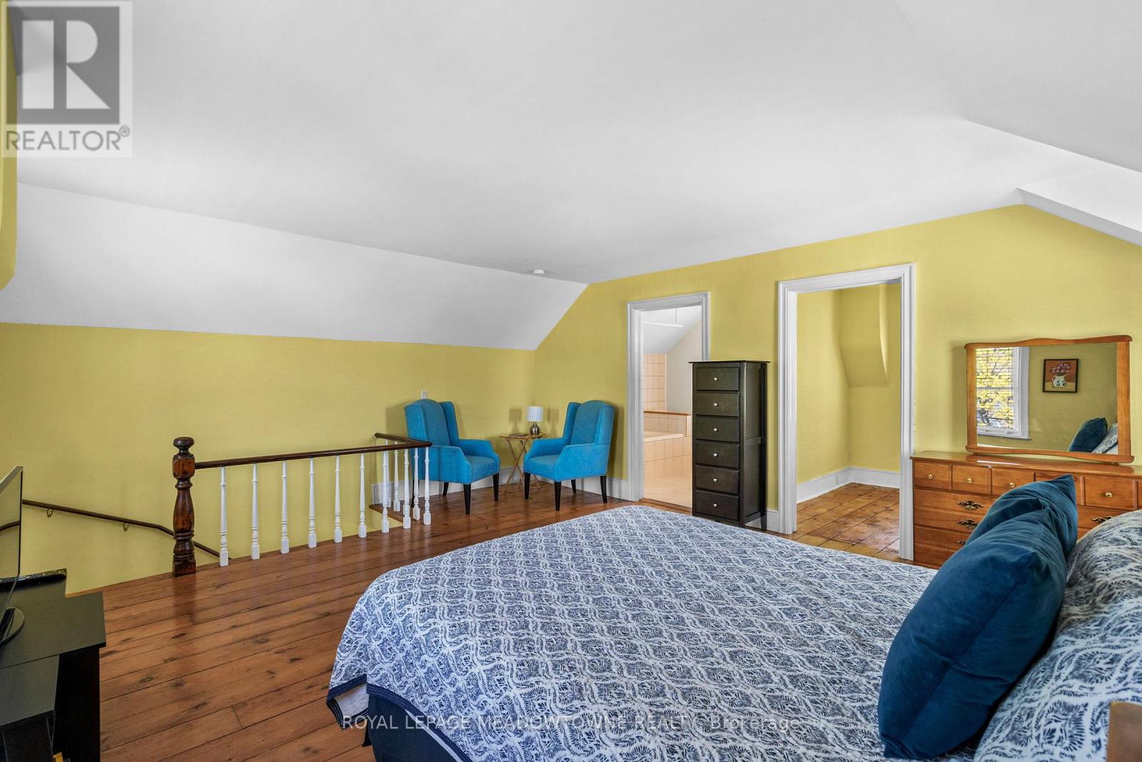 272 PINE STREET - 22
