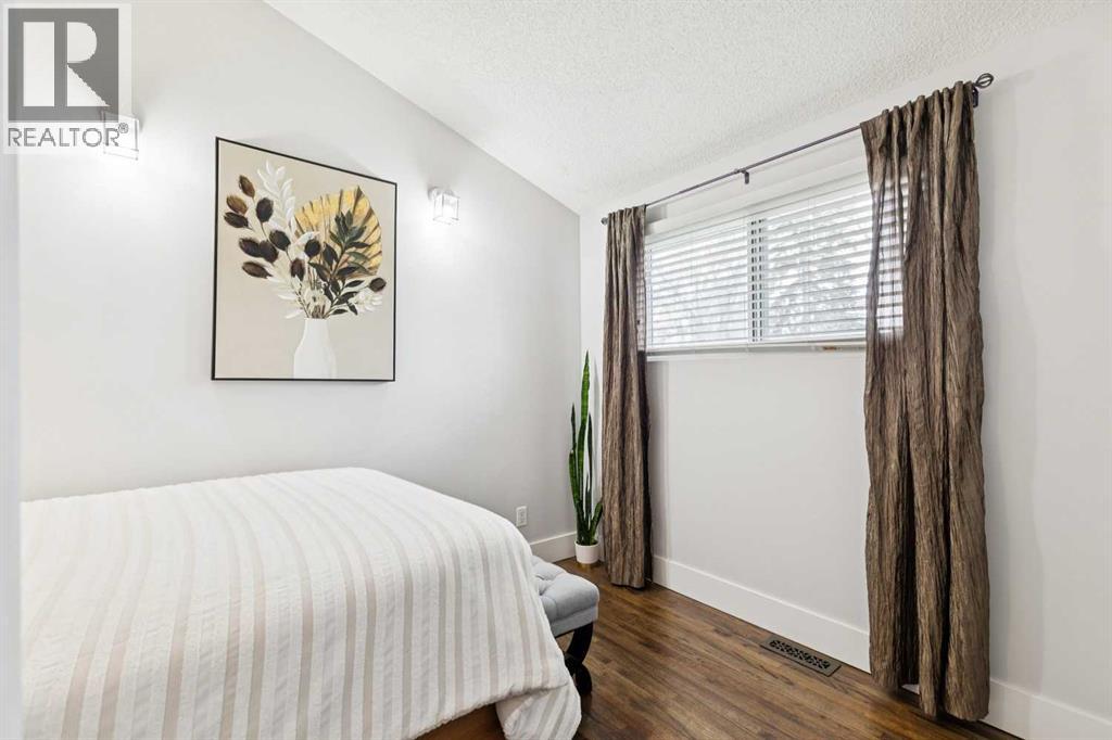 162 Fyffe Road SE - 21