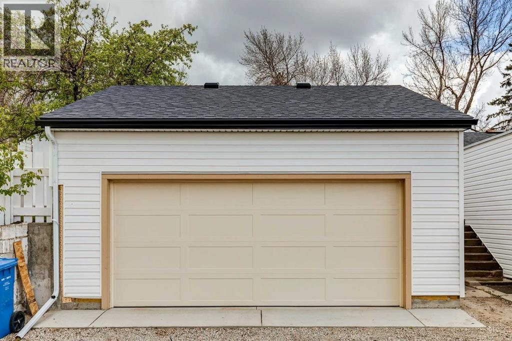 162 Fyffe Road SE - 34
