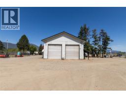 2220/2270 10 Avenue Sw, Salmon Arm, BC V1E0E1 Photo 12