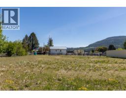 2220/2270 10 Avenue Sw, Salmon Arm, BC V1E0E1 Photo 20