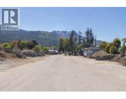 2220/2270 10 Avenue Sw, Salmon Arm, BC V1E0E1 Photo 21