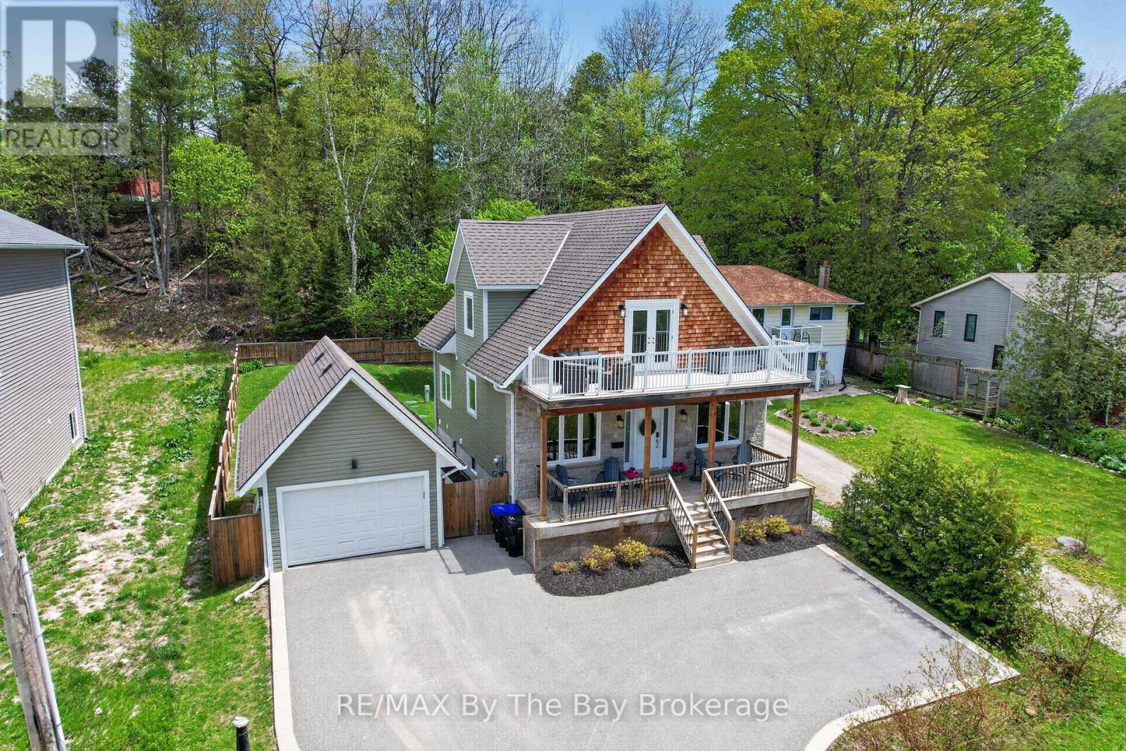 17 ELIZABETH AVENUE - 42
