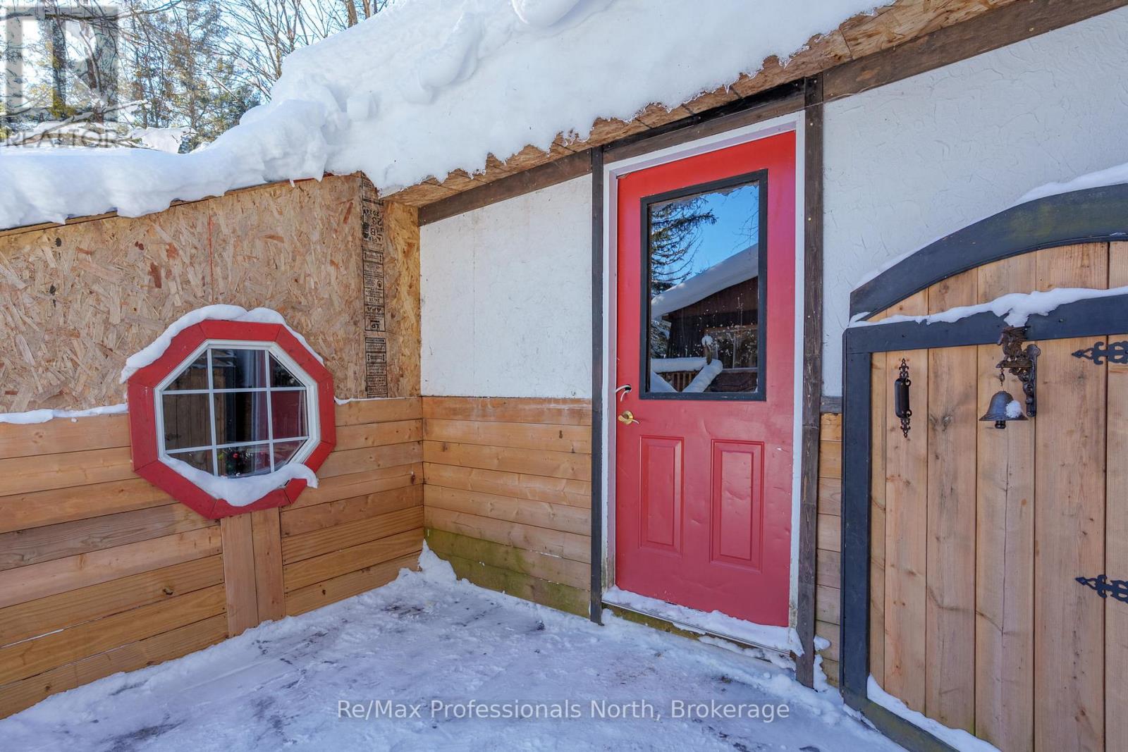 1465 FALKENBURG ROAD - 32