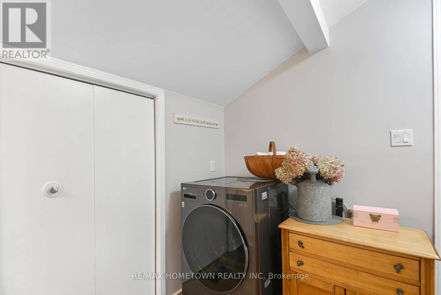 20 HARTLEY STREET - 23