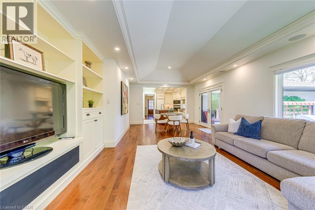 1518 OAKHILL Drive - 15