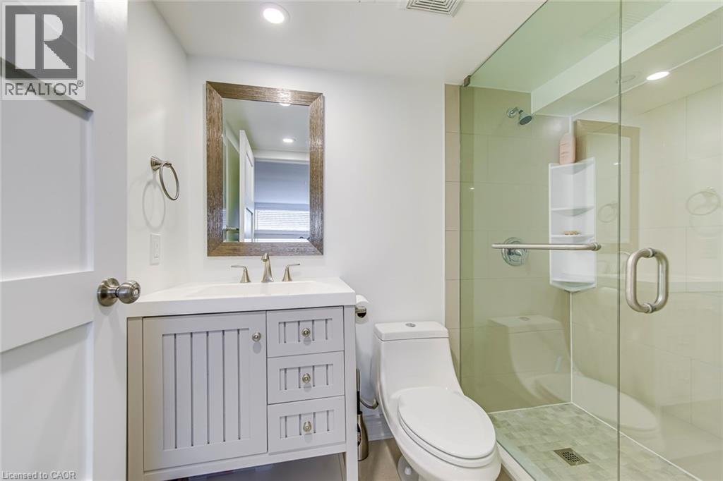 1518 OAKHILL Drive - 30