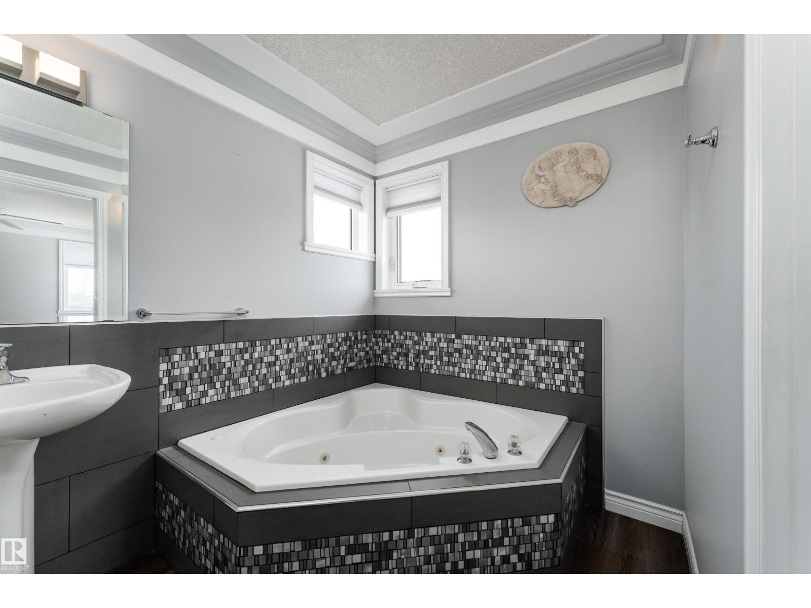 4403 YEOMAN DR — photo 17