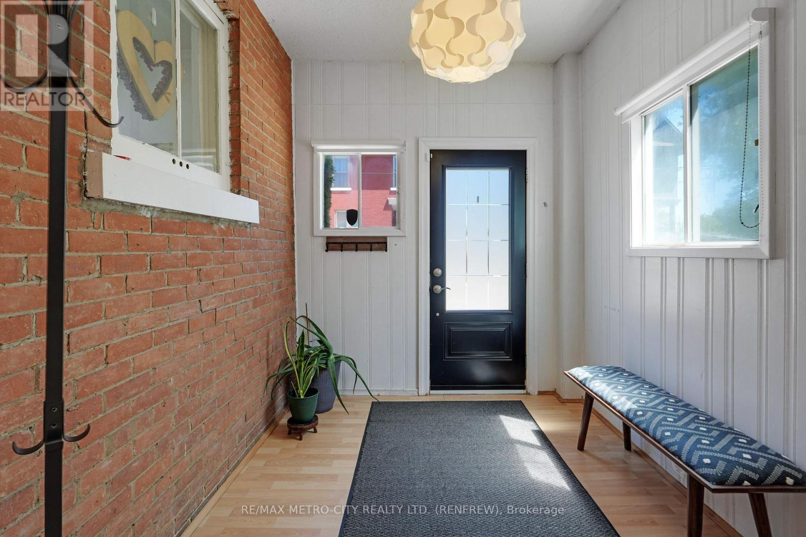 200 ROSS STREET - 5