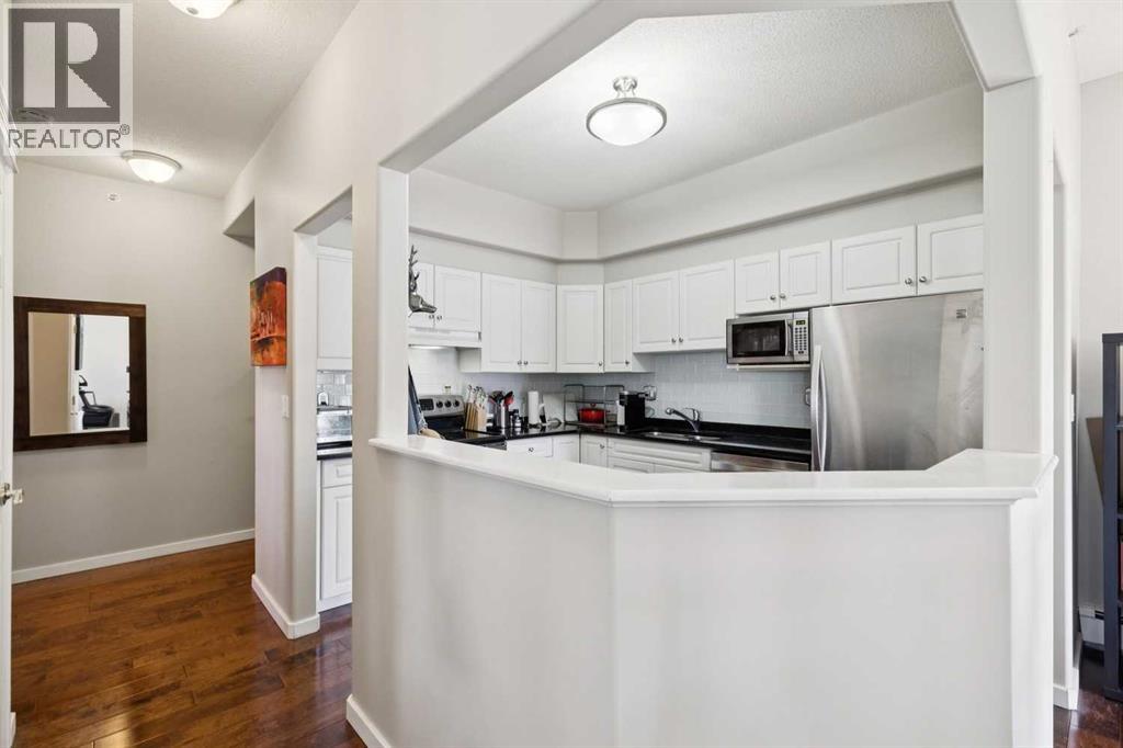 #301 1919 31 Street SW - Image 2