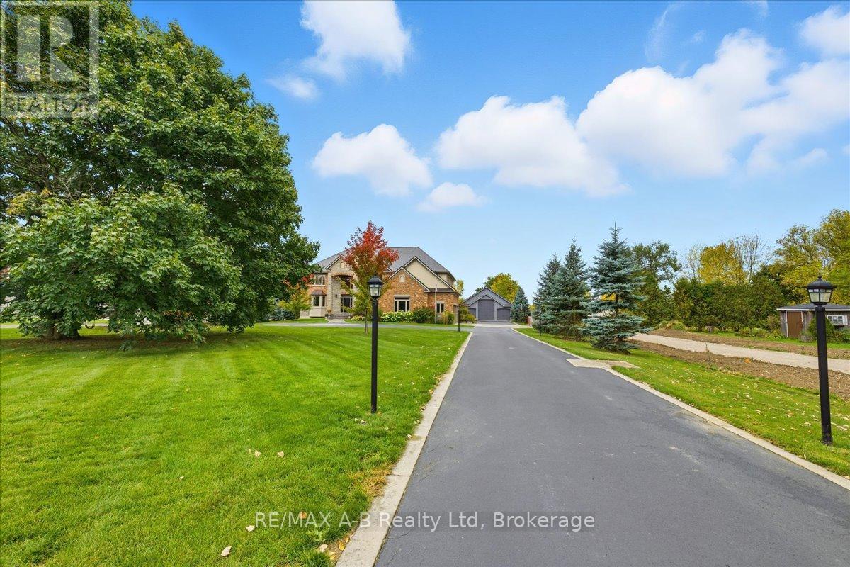 151 HURON ROAD - 6