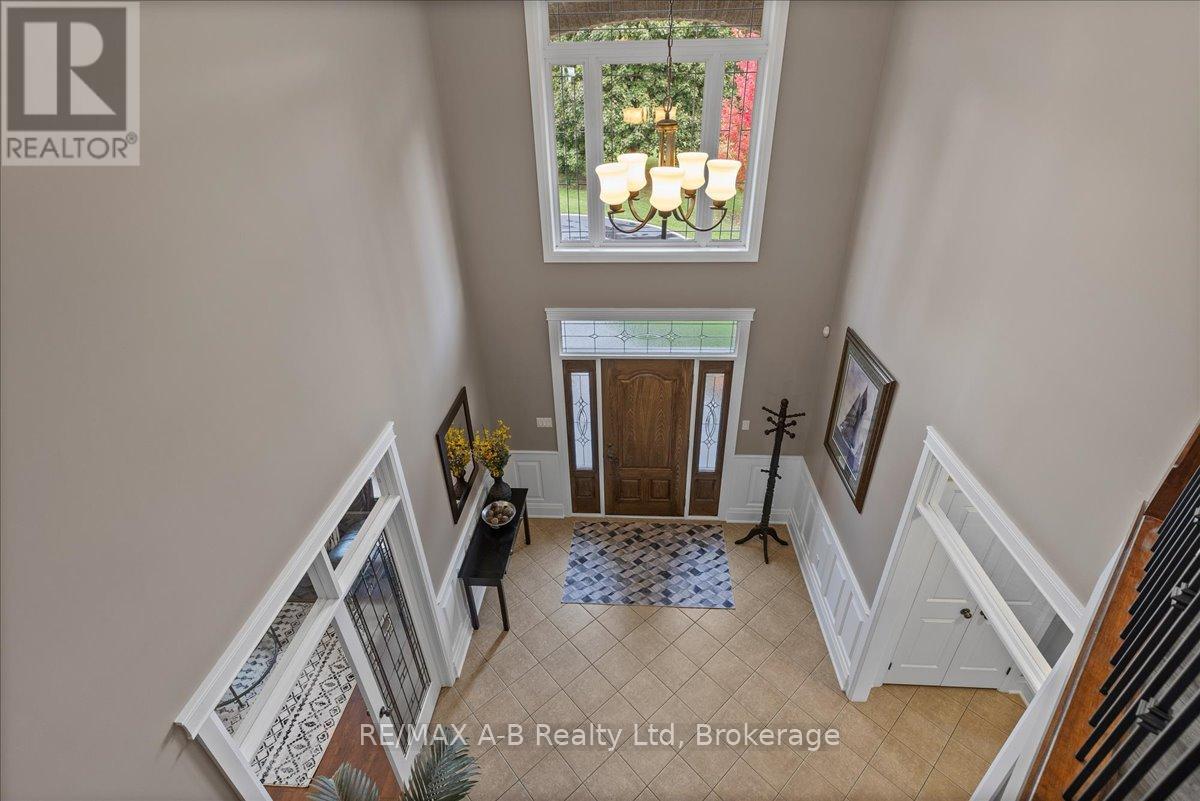 151 HURON ROAD - 9