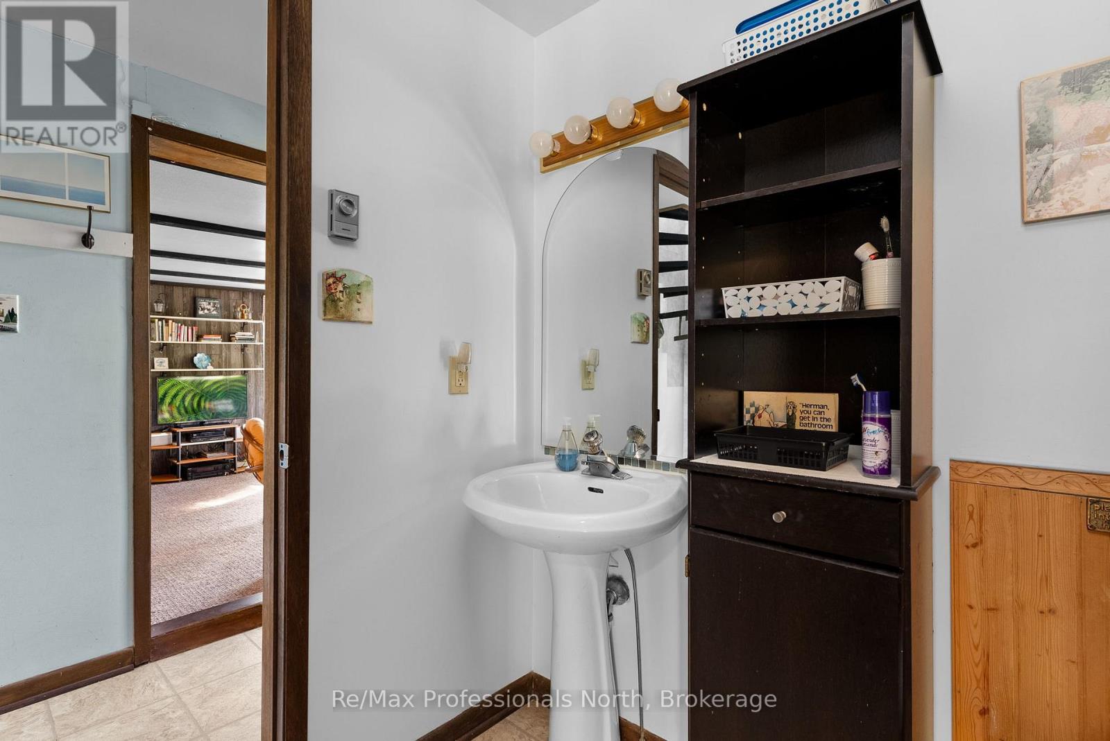 1118 TOMINGAS ROAD - 12
