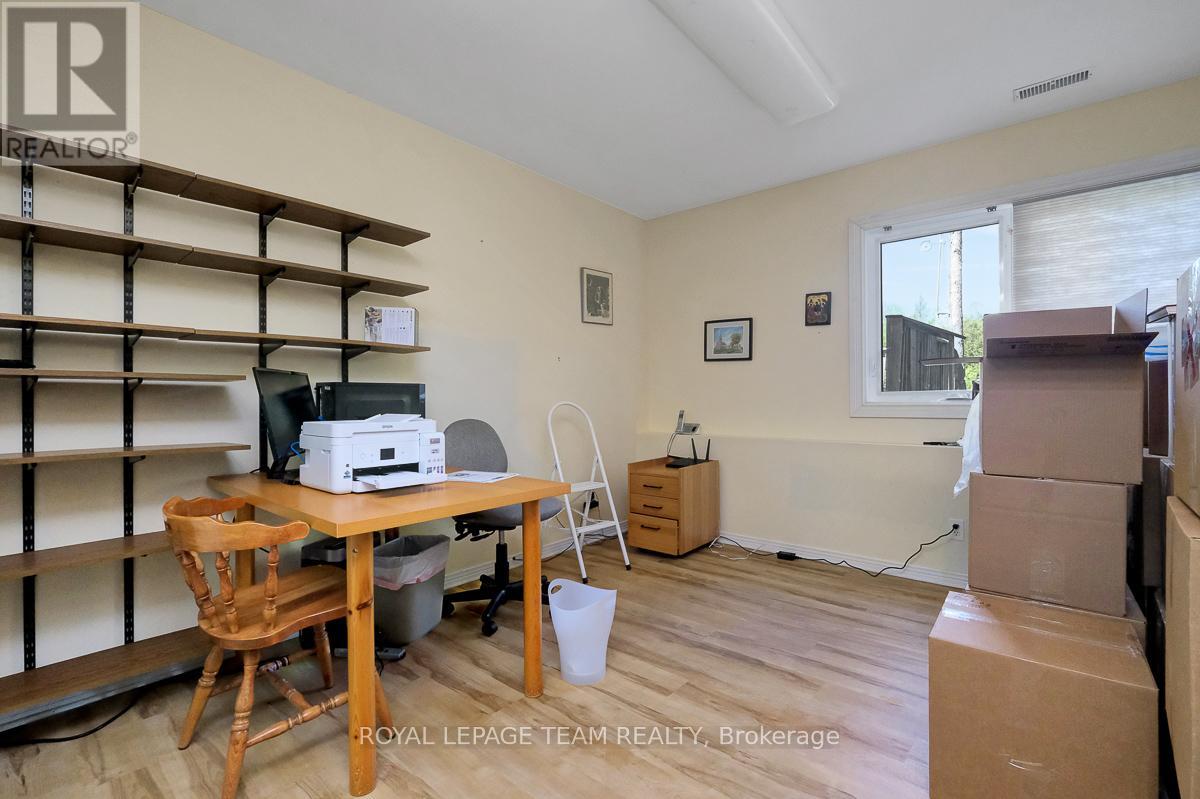 912 MAPLE HILL ROAD - 26