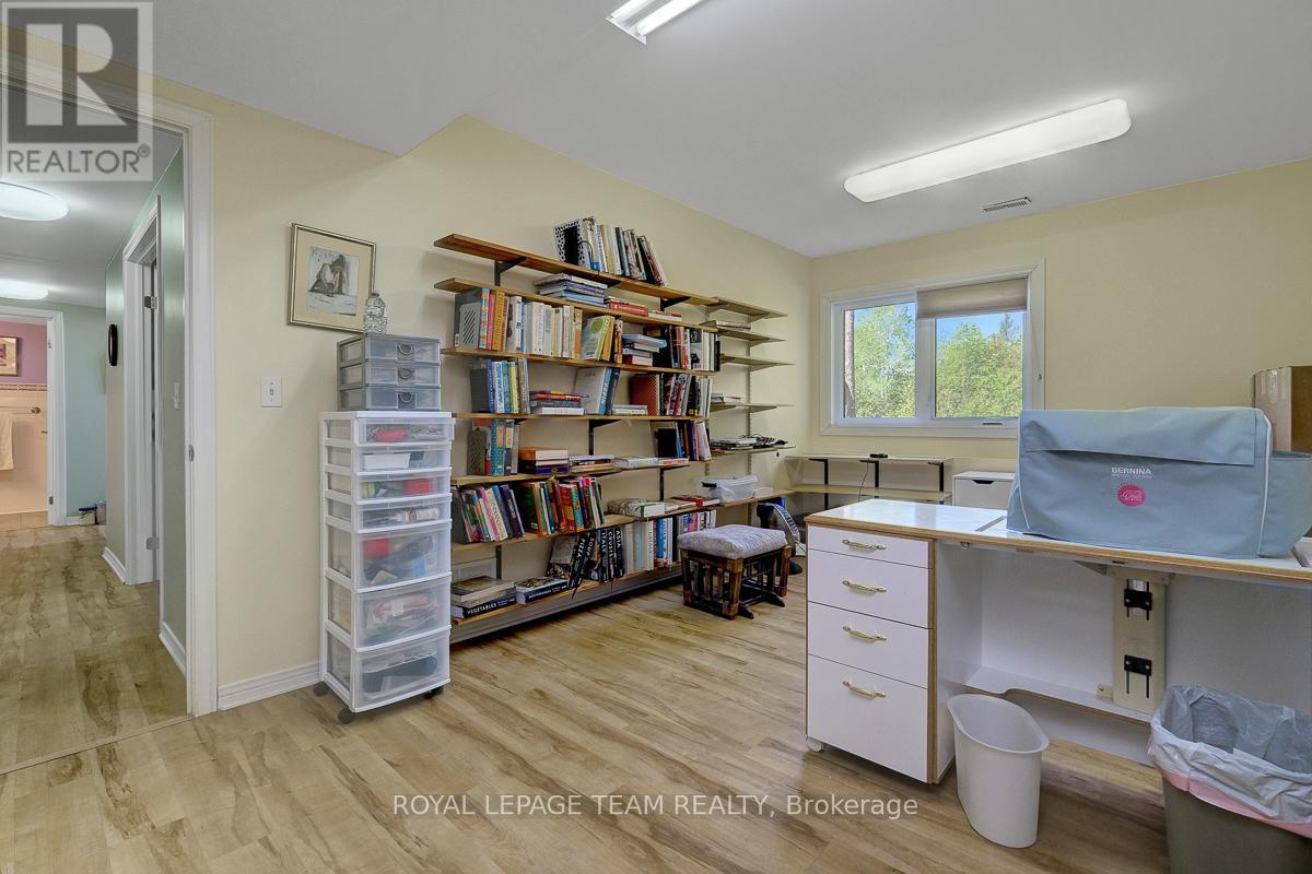 912 MAPLE HILL ROAD - 27