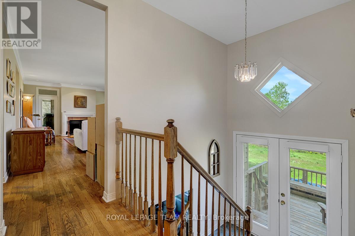 912 MAPLE HILL ROAD - 3