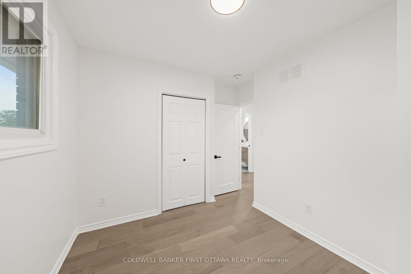 26 SPRING GARDEN AVENUE - 20