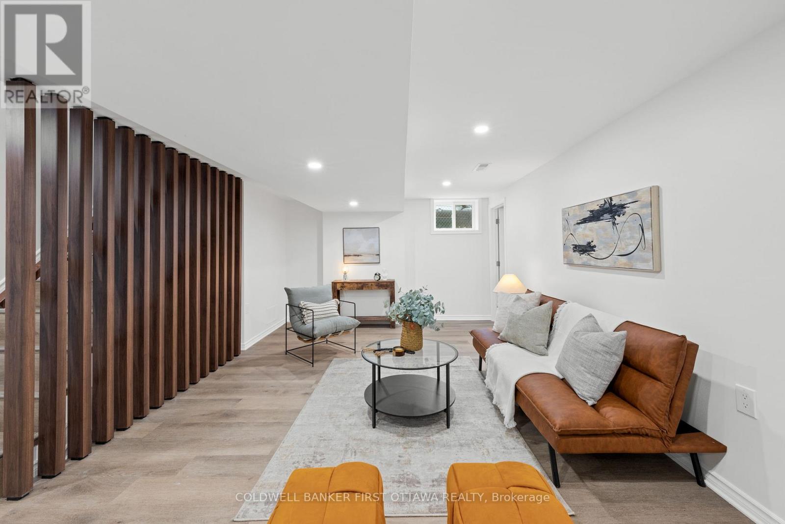 26 SPRING GARDEN AVENUE - 23